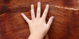 Tiriamo fuori… le unghie. Qui le tracce dell’inquinamento dei metalli pesanti