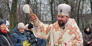 Appello dopo l’Angelus. Il vescovo di Donetsk: “La voce del Papa è la nostra speranza”