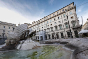 Decreto bollette. Forum Associazioni Familiari: “Bene gli aiuti, ma servono soglie Isee più eque per i nuclei numerosi”