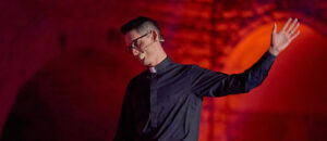 Comunicare “sparendo” perché rimanga Cristo. Essere influencer cattolici dopo le dimissioni di don Ravagnani