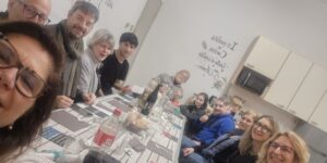 Accoglienza invernale dei senza dimora. Fratelli attorno alla stessa mensa