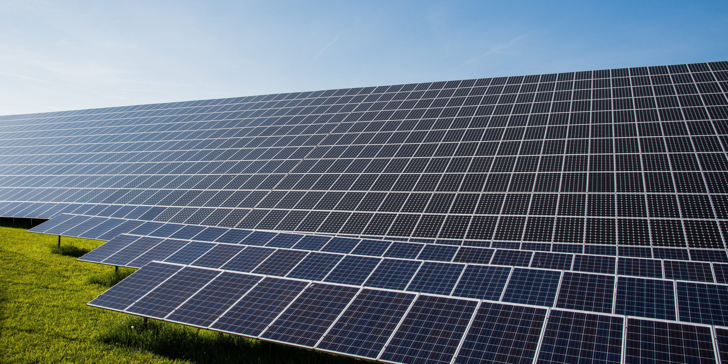 Agrisolare. Quasi 800 milioni per nuovi impianti nei campi italiani