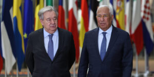 Iran ed energia pesano sul summit. I 27 leader accolgono Guterrez (Onu)