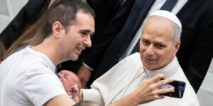 Leone XIV: ad ottobre un incontro mondiale sulla famiglia