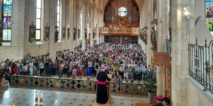 Pasqua in Kazakistan. Una Chiesa piccola aperta a tutti che costruisce ponti di pace