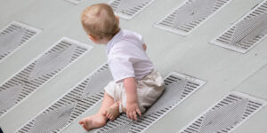 Spagna: aborto in Costituzione. Manifesto della diocesi di Madrid: “Vita dono inviolabile da proteggere sempre”