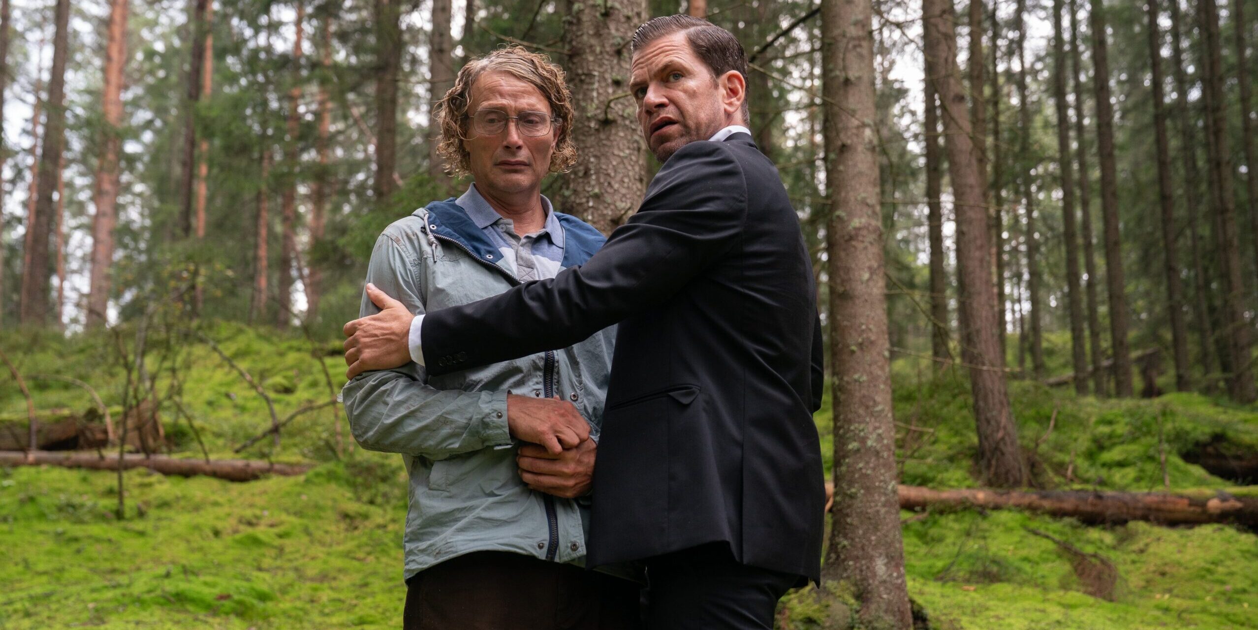 “Mio fratello è un vichingo” e “Il Dio dell’Amore”, le nuove commedie in sala tra noir, sentimenti, coppie e relazioni