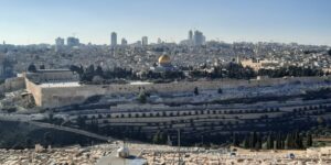 Pasqua a Gerusalemme: Patriarcato Latino e Custodia, dopo l’incidente di ieri al Santo Sepolcro, “garantito l’accesso per le celebrazioni della Settimana Santa”