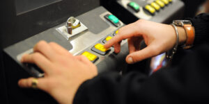 Gioco d’azzardo. Capitanucci e Pellerano: “La salute venga prima del profitto o a perderci sarà tutta la collettività”