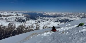 Marmolada, tre anni dopo: georadar e droni dentro il ghiacciaio per leggere i segnali di instabilità