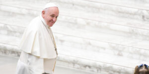 Papa in Africa: in volo per la Guinea Equatoriale, “Papa Francesco ha donato tanto, è stato un dono per la Chiesa e per il mondo”