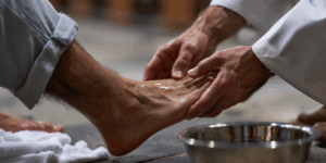 Triduo pasquale con gli occhi delle vittime di abusi: il percorso del Servizio tutela minori della Cei