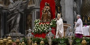 La Pasqua di papa Leone XIV. La forza del Risorto è non violenta