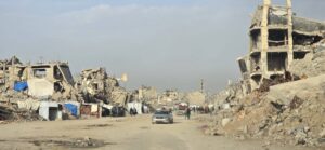 Striscia di Gaza. Il parroco Romanelli: “La guerra non è finita. Oltre 700 morti durante la tregua, aiuti bloccati”