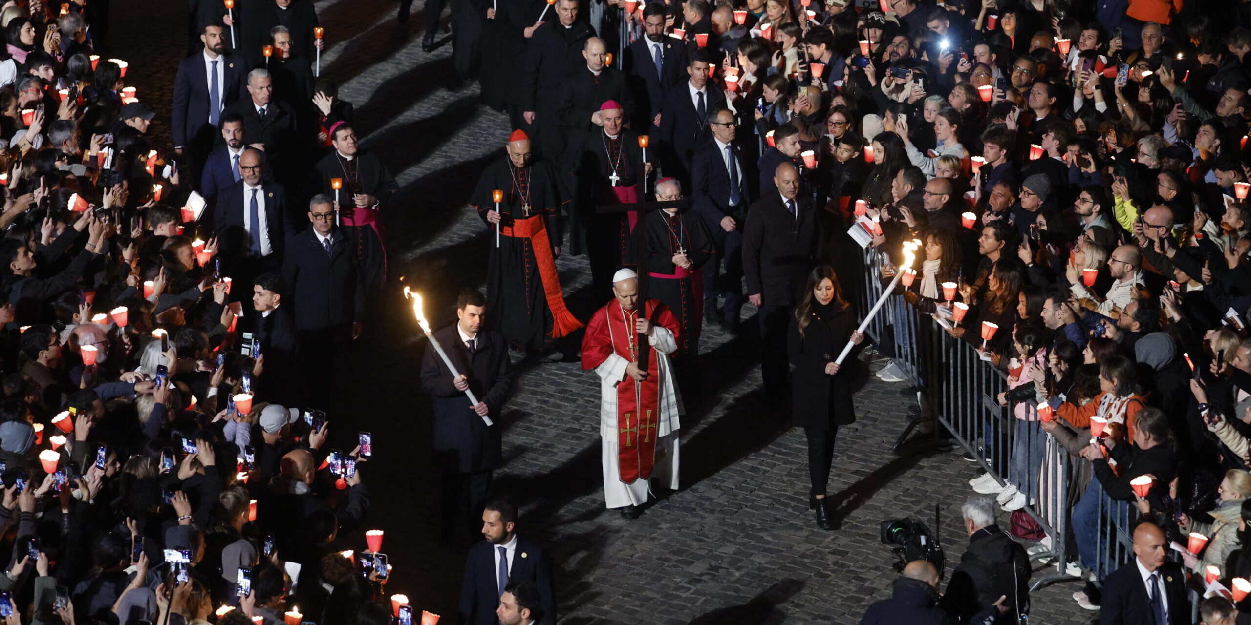 Leone XIV: “piangere sui disastri delle guerre, sui massacri e i genocidi”