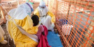R.D. Congo: torna Ebola nell’est del Paese, padre Paluku (Carmelitani), “guerra e virus pericolo enorme per la popolazione”