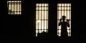 Carceri. Antigone: “Sempre più affollate, con un sistema meno capace di garantire sicurezza”