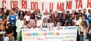 Corridoi umanitari: arrivati oggi a Fiumicino 130 rifugiati dalla Libia. In 10 anni oltre 7.600 in Italia