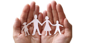 Comunità per minorenni. Cnca e Sos Villaggi dei Bambini: “Il sistema di accoglienza lavora per il benessere dell’intero nucleo familiare”