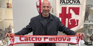 Il Padova riparte da Antonio Calabro: accordo fino al 2028 per il nuovo tecnico