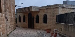 Marjayoun, razzi sulla scuola delle suore. Gelot: “Cristiani ostaggi tra Hezbollah e Israele, ma non vogliono andarsene”
