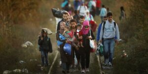 Migranti, l’Unione Europea alza il muro