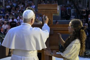 Papa in Spagna: “il nostro tempo chiama alla pace”