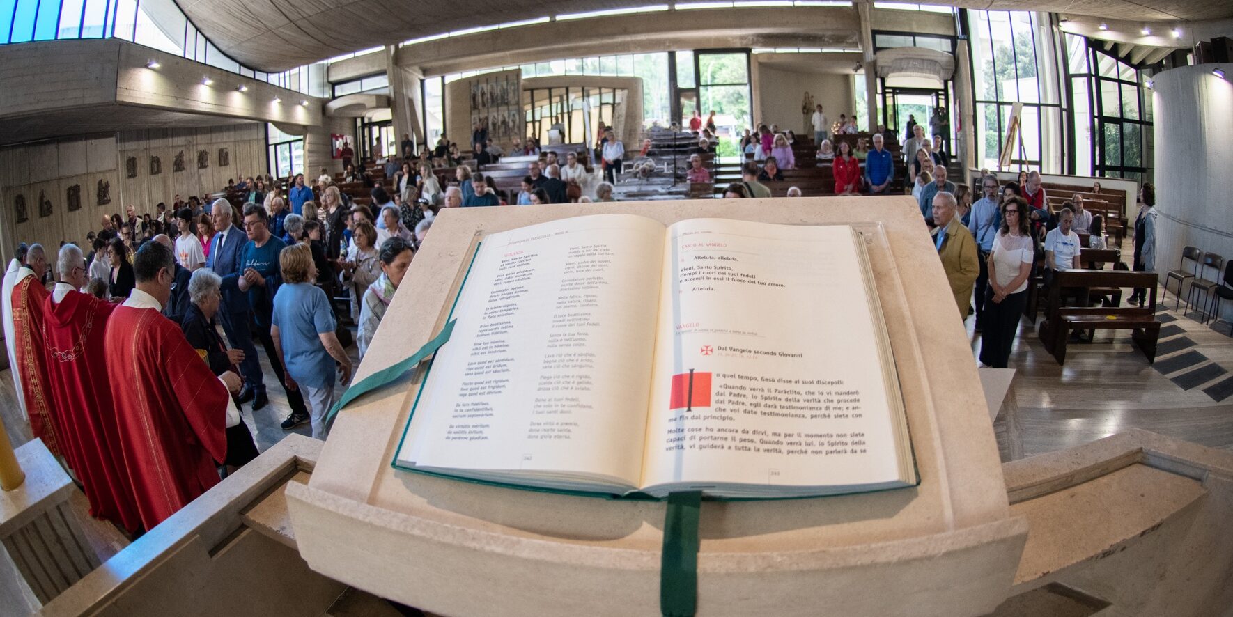 “Radicati in Cristo”: la Cei fissa le priorità per la Chiesa italiana. Fede, parrocchie e laici al centro