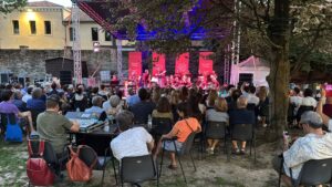 Quando la scienza incontra l’arte: ai Giardini dell’Arena torna “UNIFest”