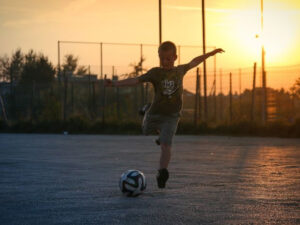 Chi ha sgonfiato il pallone? Una domanda mentre a Città del Messico muove i primi passi il Mondiale di calcio
