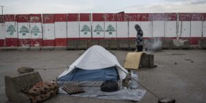 Libano. Mons. Khairallah (Batroun): “Rifiutiamo la guerra, il futuro passa per il perdono e la convivialità”