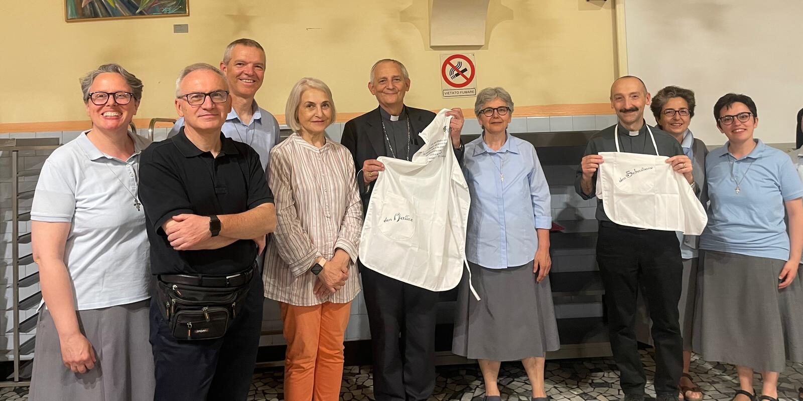 Il cardinale Matteo Zuppi, presidente della Cei, in visita alle Cucine Economiche Popolari di Padova