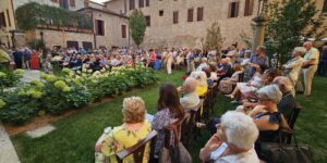 Cattedrale, ecco il nuovo giardino del battistero