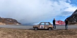 Storie di viaggi e solidarietà. In Mini a Capo Nord in 9 giorni