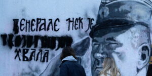 La Serbia onora Mladic. Krastev: “Inaccettabile. Il Paese si allontana dall’Europa”