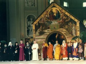 A quarant’anni dallo “Spirito di Assisi” torna il 27 ottobre l’appuntamento di dialogo interreligioso. Perché il cammino non si arresti mai