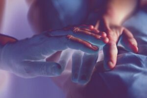 Sul “fine vita”: per la promozione della vita, contro l’accanimento terapeutico
