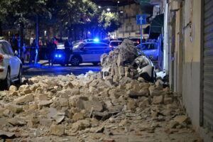 Terremoto Campi flegrei: scossa di magnitudo 4.7, la più intensa mai registrata. Protezione Civile, 21 feriti