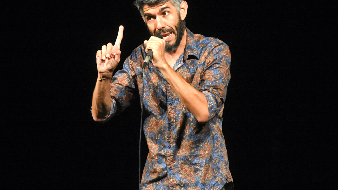 Lorenzo Maragoni presenta “Poesie, però non troppo” a Montegrotto Terme