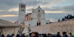 800 anni dopo. Il messaggio di Francesco