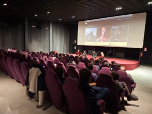 Fronte del Porto. Il cinema, un luogo condiviso