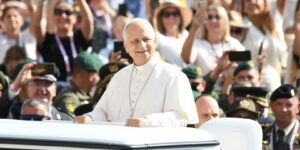 Leone XIV: “promuovere e difendere sempre la dignità della persona umana”