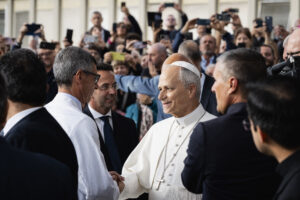 Leone XIV: tornato in Vaticano, domani l’Angelus dal palazzo apostolico