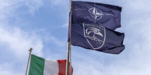 Chi comanda e chi paga le basi Usa e Nato?