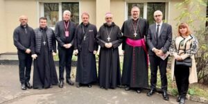 Ucraina: visita dell’elemosiniere di Papa Leone XIV a Kyiv. Ieri l’incontro con la Caritas-Spes