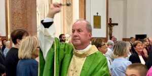 Mons. Alberto Albertin. «Parroco a sessant’anni, con serenità»