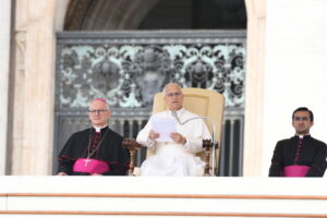 Leone XIV: “la Chiesa cammina nella storia ma non fa politica”