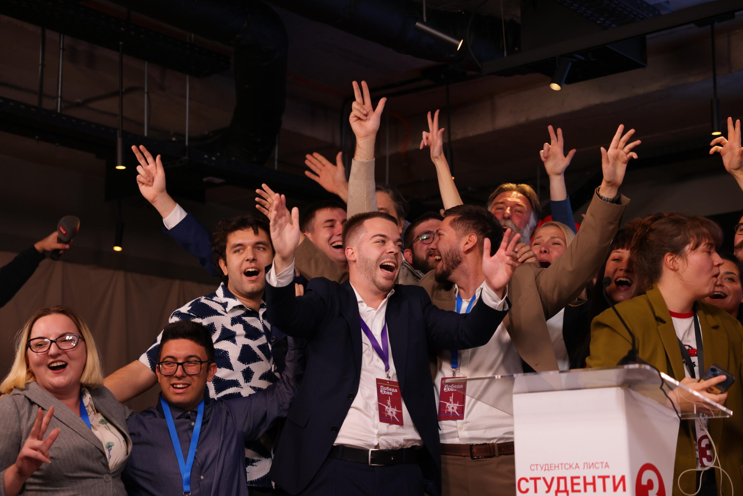 Serbia: “La lista degli studenti” vince le elezioni. Sconfitto il filorusso Vucic. Saicic, “si sente la voce della libertà”