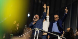 Brasile, Lula vince il ballottaggio. I missionari: “Una speranza per i poveri e l’Amazzonia”